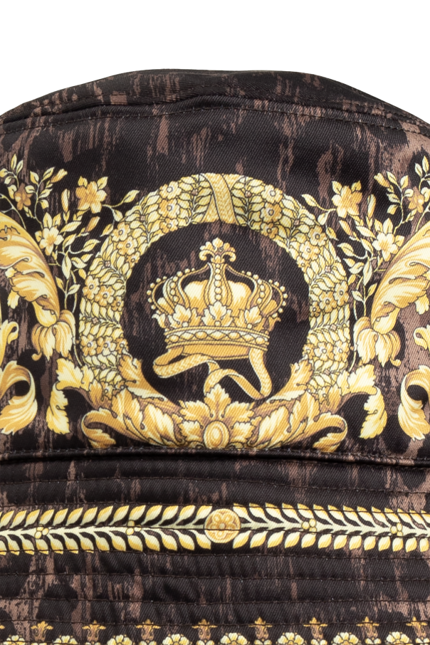 Baroque reversible outlet crown